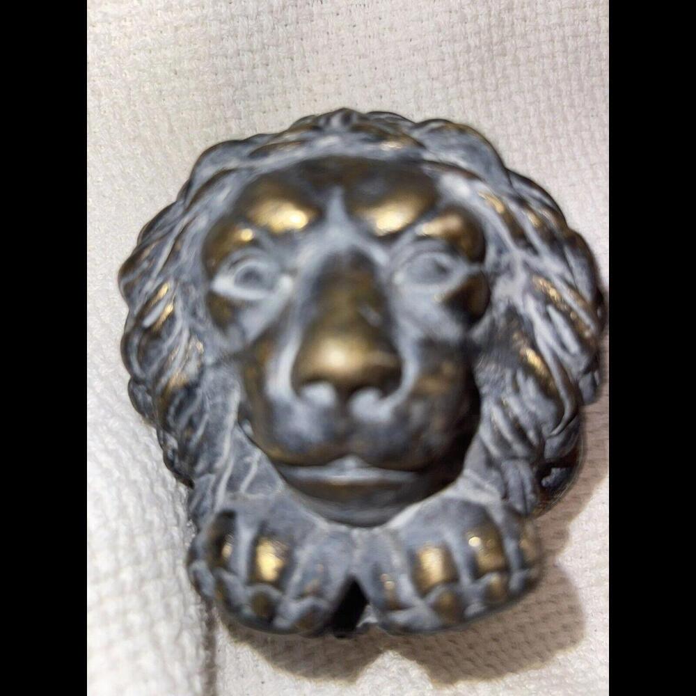 Rare, Vintage Rolling Lion  Paperweights Tabletop Decor - Picture 5 of 5